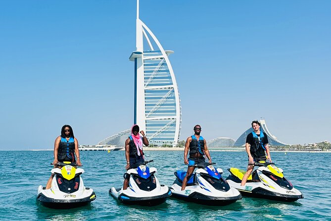 30Min Dubai Jet Ski Tour of Burj Al Arab with Free Ice Cream - What to bring and how to use the facilities