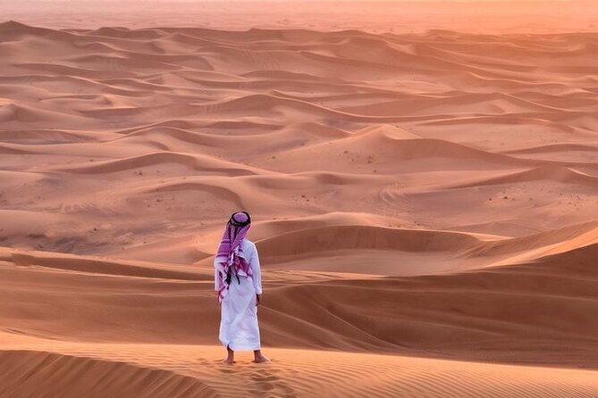 4hr Desert Safari: Sunset,Sunrise,Camel,Sand boarding,Inland Sea - Sunset, sunrise, and the question of timing