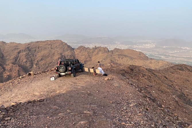 4WD Adventure in Uhud Mountain - Time at the summit