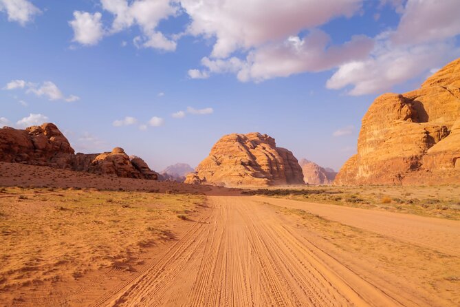 4x4 Full-Day Desert Tour - Lunch in the shade, not a rushed roadside break