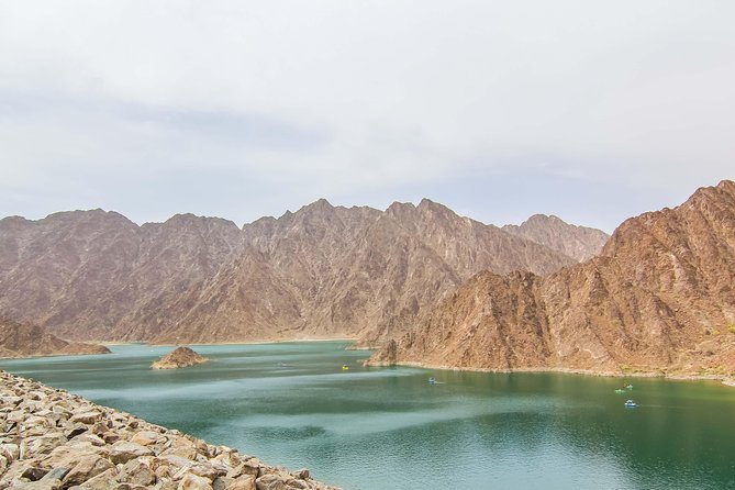 4x4 Hatta Safari to Fossil Rock & Honey Bee Garden visit with Breakfast - Hatta Dam: a short mountain photo stop