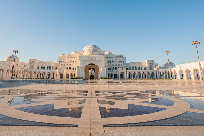 6 Hours Snapshot Tour of Abu Dhabi including Grand Mosque Visit - The small-group advantage