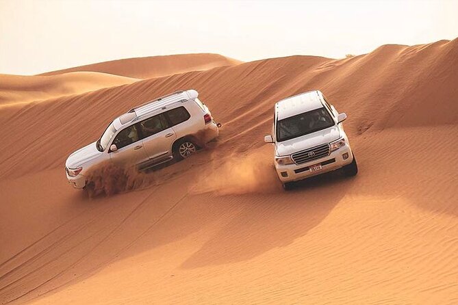 7-hour Small Group 4x4 Desert Safari Tour with Buffet Dinner in Dubai - Key points before you book