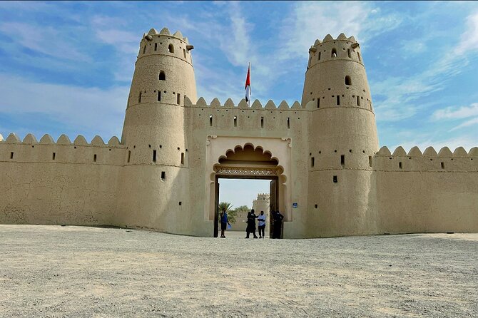 8 Hours Al Ain City Tour without lunch - Reading the old walls at Al Jahili Fort