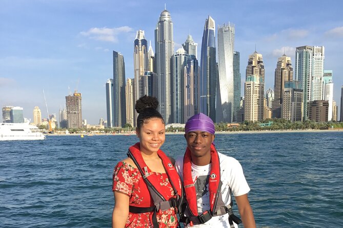 90-Min Speed Boat: Burj Al Arab, Atlantis, Ain Dubai & Ice Cream! - Getting close to Ain Dubai