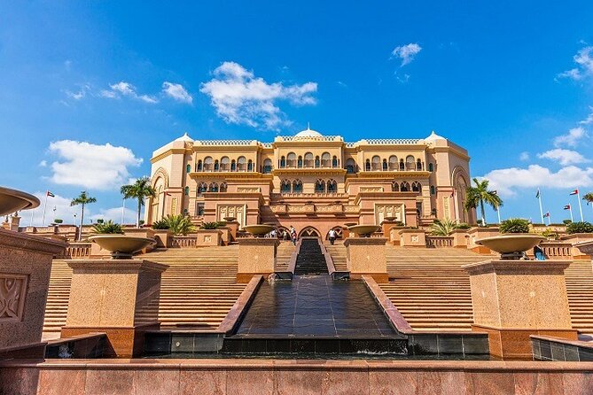 Abu Dhabi City Sightseeing Tour From Dubai - Heritage Village and the story of old Abu Dhabi
