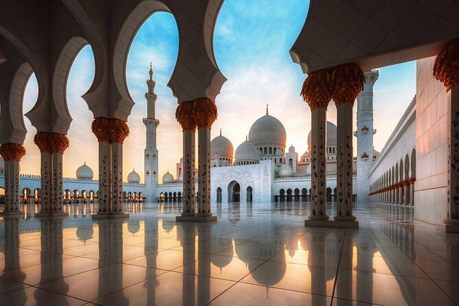 Abu Dhabi City Tour from Abu Dhabi - A quick Corniche photo stop