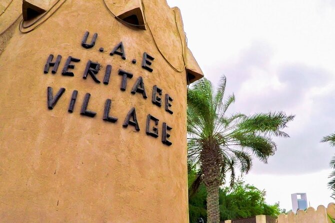 Abu Dhabi City Tour from Dubai: Qasr Al Watan, Emirates Palace, Mosque - Qasr Al Watan, the palace worth protecting time for