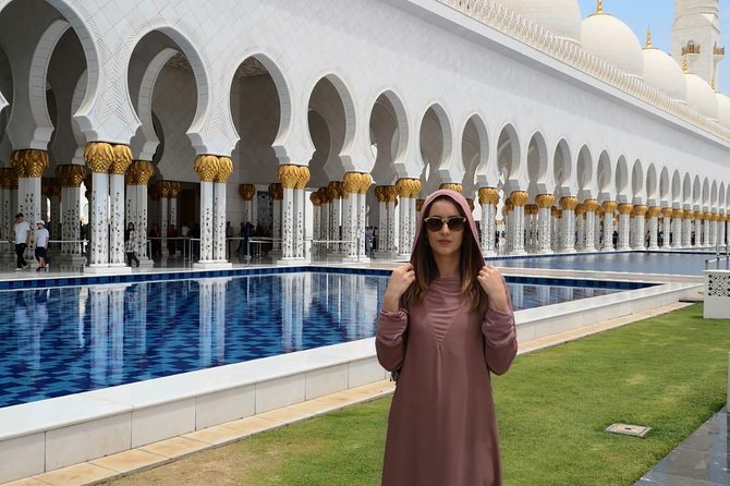 Abu Dhabi City Tour (Grand Mosque & Qasr Al Watan) - Emirates Palace in 15 Minutes