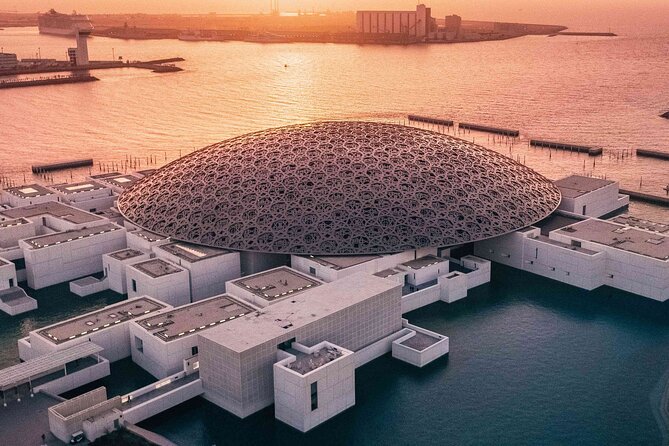 Abu Dhabi City Tour Sharing Basis - Heritage Village, museum, and the Date Market
