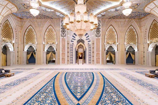 Abu Dhabi Day Tour From Dubai with Sheikh Zayed Grand Mosque - Guides, driving, and the rhythm of the day