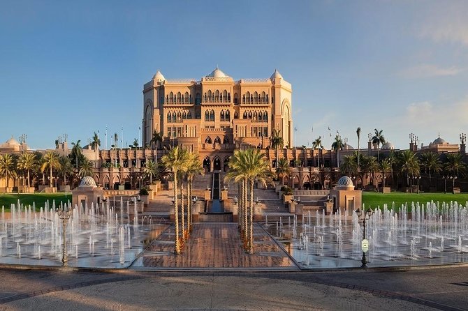 Abu Dhabi Full Day City Tour - Qasr Al Watan needs a careful admission check