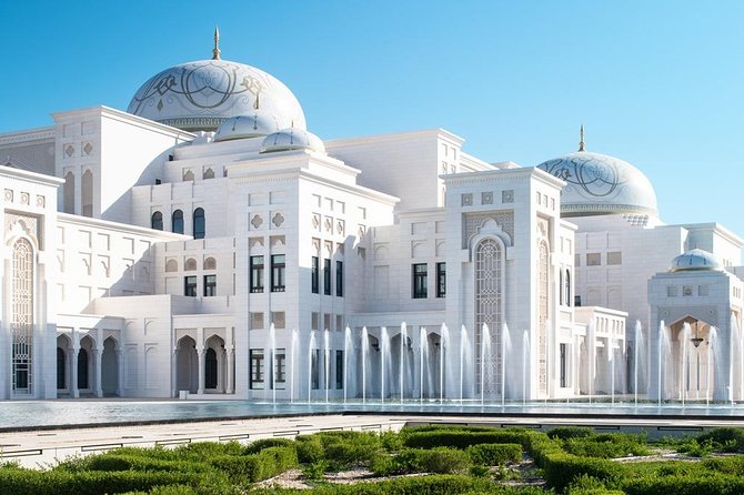 Abu Dhabi Full Day City Tour - Etihad Towers and Yas Island are mostly drive-by highlights