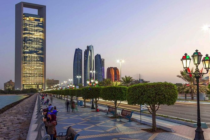 Abu Dhabi Full Day City Tour - Dates, gold, and shopping show another side of Abu Dhabi