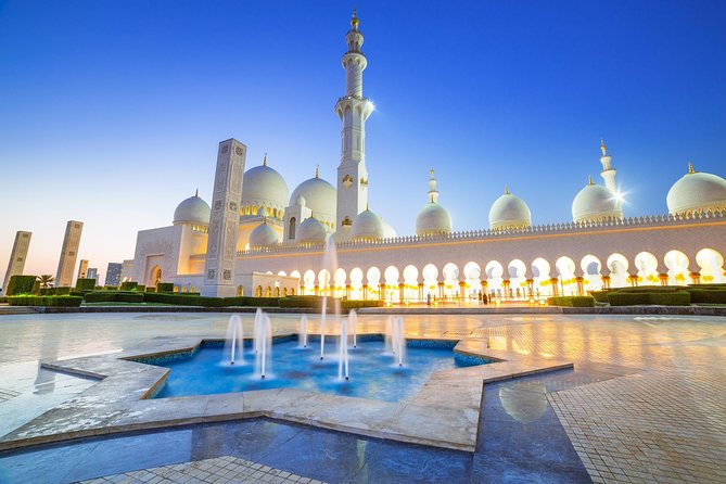 Abu Dhabi Full day Tour without lunch from Dubai - Heritage Village offers a short look at old Abu Dhabi