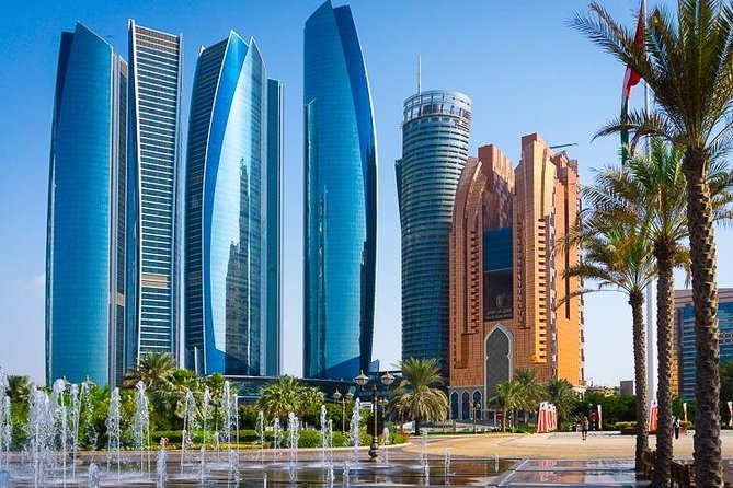 Abu Dhabi Half Day City Tour - The guide question: what service should you expect?