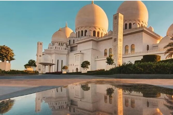 Abu Dhabi Highlights Day Trip from Dubai - Ferrari World and the final 15 minutes