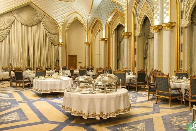 Abu Dhabi Sheikh Zayed Grand Mosque, Louvre, Qasr Al Watan Palace - Who will get the most from this experience