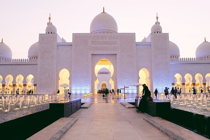 Abu Dhabi Sheikh Zayed Grand Mosque Tour - The grand payoff after the drive from Dubai
