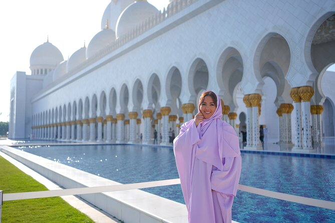 Abu Dhabi Sheikh Zayed Mosque Half-Day Guided Tour from Dubai - Pickup from Dubai and the ride south