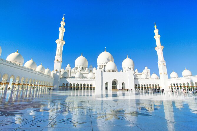 Abu Dhabi Sightseeing Tour in Private Vehicle - Yas Island and Ferrari World require a choice