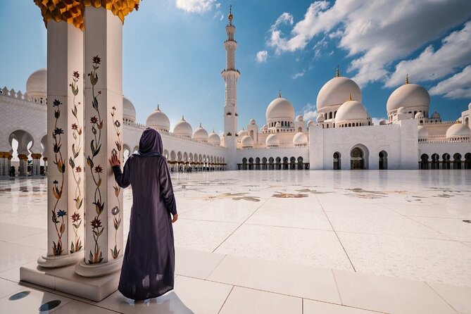 Abu Dhabi Sightseeing Tour in Private Vehicle - Heritage Village offers a smaller-scale Abu Dhabi