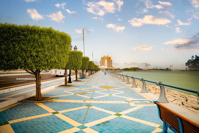 Abu Dhabi Sightseeing Tour: Sheikh Zayed Mosque, Heritage Village & Dates Market - A short drive along the Corniche