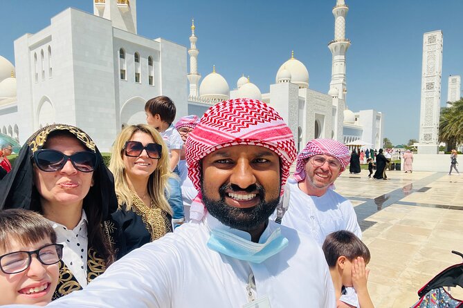 Abu Dhabi Tour Grand Mosque Emirates Palace Heritage Village - Louvre Abu Dhabi: Fifteen Minutes Outside