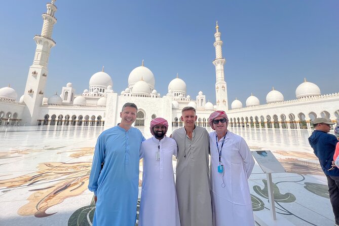 Abu Dhabi Tour Grand Mosque Heritage Village Emirates Palace - Sheikh Zayed Grand Mosque: give this stop your full attention
