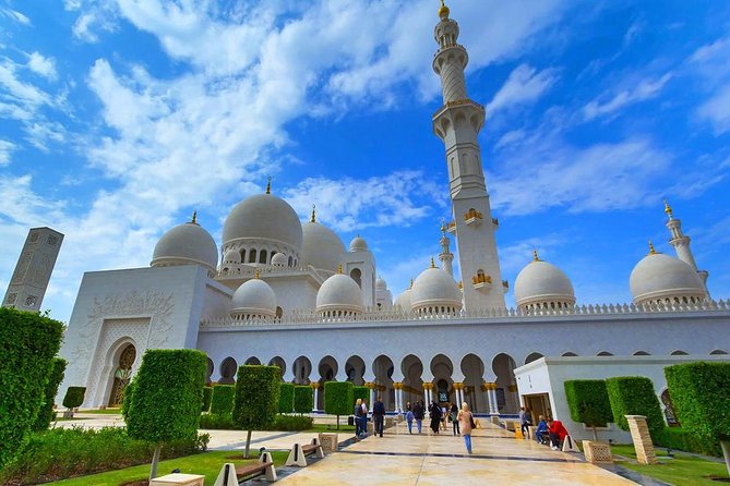 Abu Dhabi Tour With Ferrari World From Dubai - Key points before you book