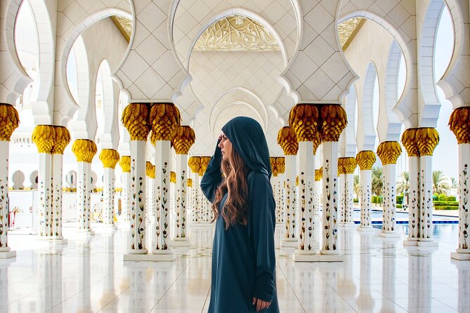 Afternoon City Tour With Qasr Al Watan And Sheikh Zayed Mosque - What the guides add to the visit