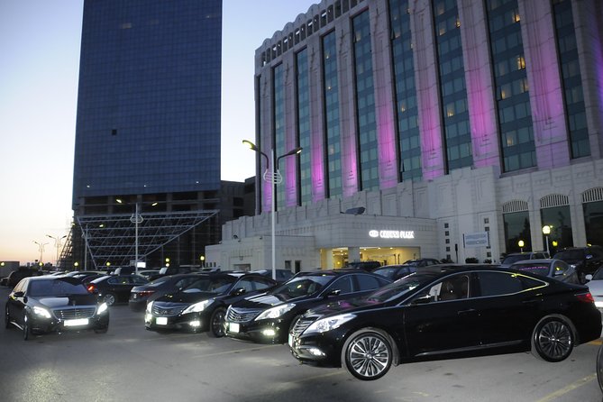Airport pickup or drop off transfer from or to Amman city - Who will appreciate this transfer most?