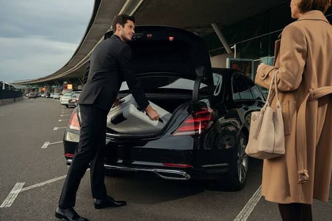 Amman Airport Transfer vice versa - A private ride from the airport to your Amman address