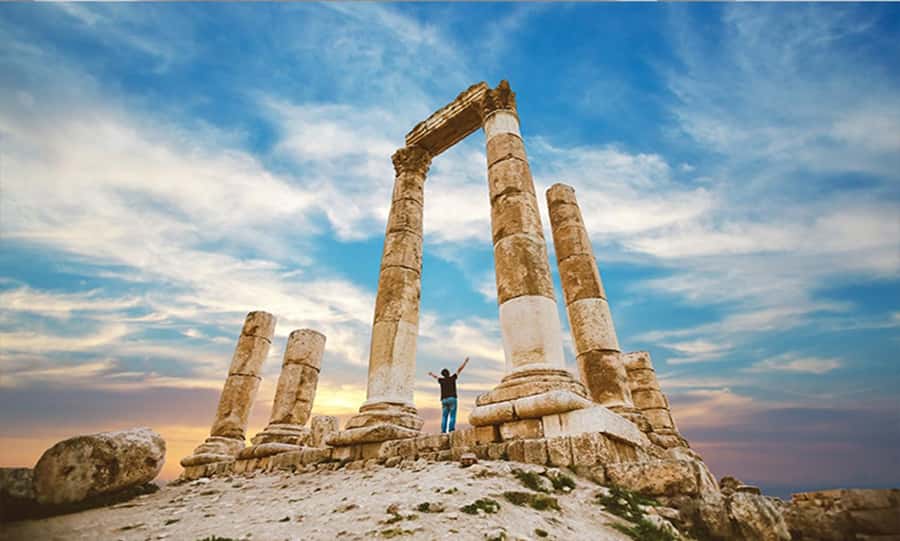 Amman Sightseeing Private Tour with Additional Options - Traditional dress at the Museum of Popular Traditions