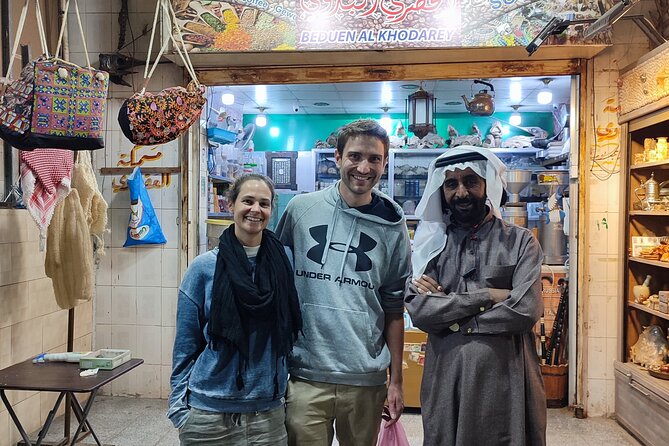 Aqaba Walking Tour : History ,Culture & Food - Fries, drinks, and the pleasures of a casual supper
