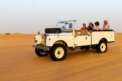 Authentic Safari in Vintage Land Rover with Traditional Dinner