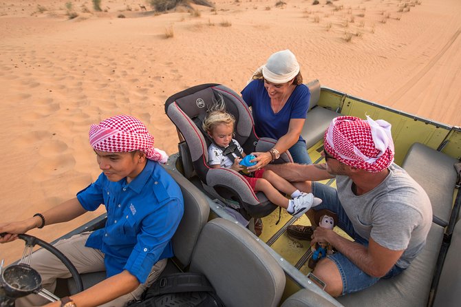 Authentic Safari in Vintage Land Rover with Traditional Dinner - Dinner, Shisha, and Emirati Performances