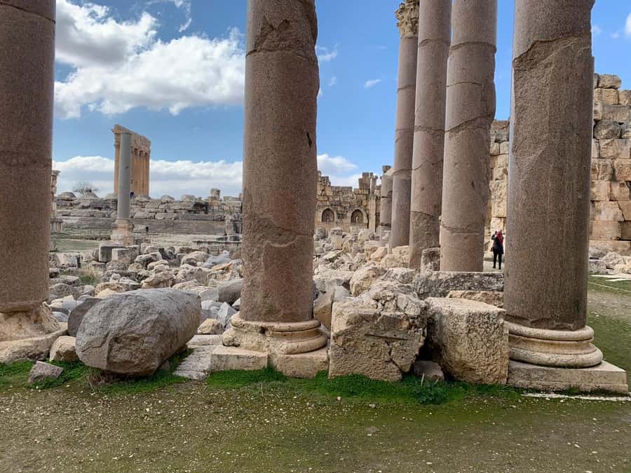 Baalbek Temples & Ksara Caves w/pick-up,guide, entries+lunch - What the $140 price includes