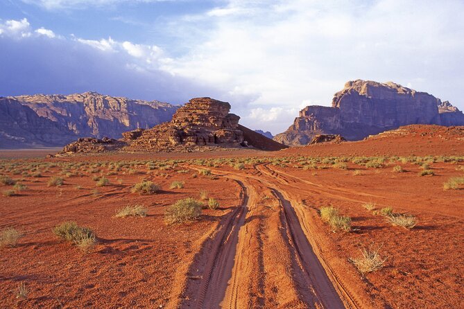 Best of Wadi Rum | Full day Jeep tour + Sleep under the stars | Pack all-in - Sunset is part of the main event