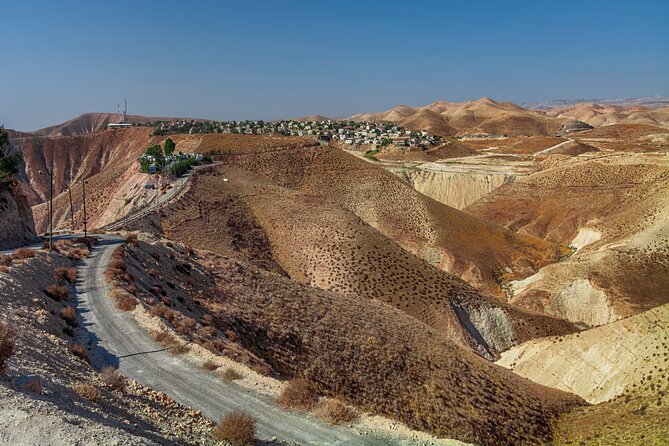 Bethlehem, Jericho & Jordan River Tour from Jerusalem - What the guiding may feel like