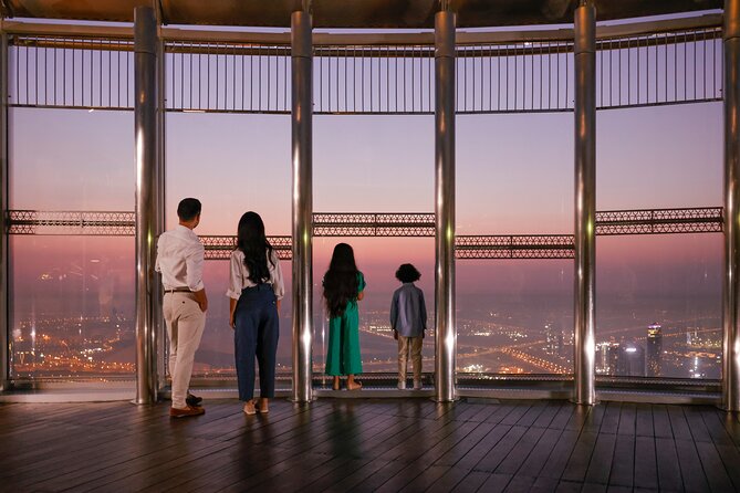 Burj Khalifa 125th Floor, Lunch or Dinner at Rooftop Burj Club - Who will enjoy this experience most