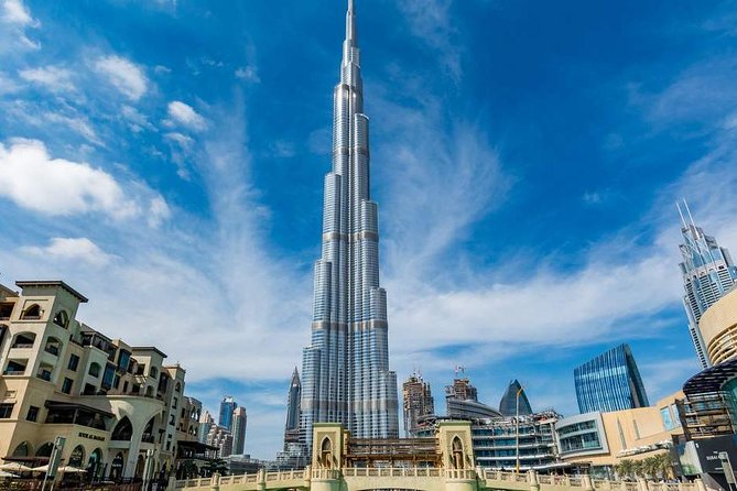 Burj Khalifa Level 124 'At the Top' Entrance Ticket with One-way Transfer - What to expect from the photographs and shops