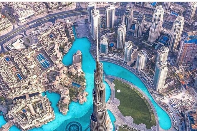 Burj Khalifa Ticket with The Cafe Treat - The multimedia introduction gives the tower a story