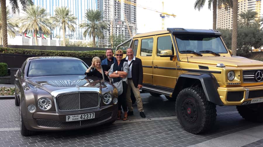 Burj Khalifa VIP Lunch – Michelin Dining & Porsche Transfer - A quiet lunch inside Dubai’s busiest landmark