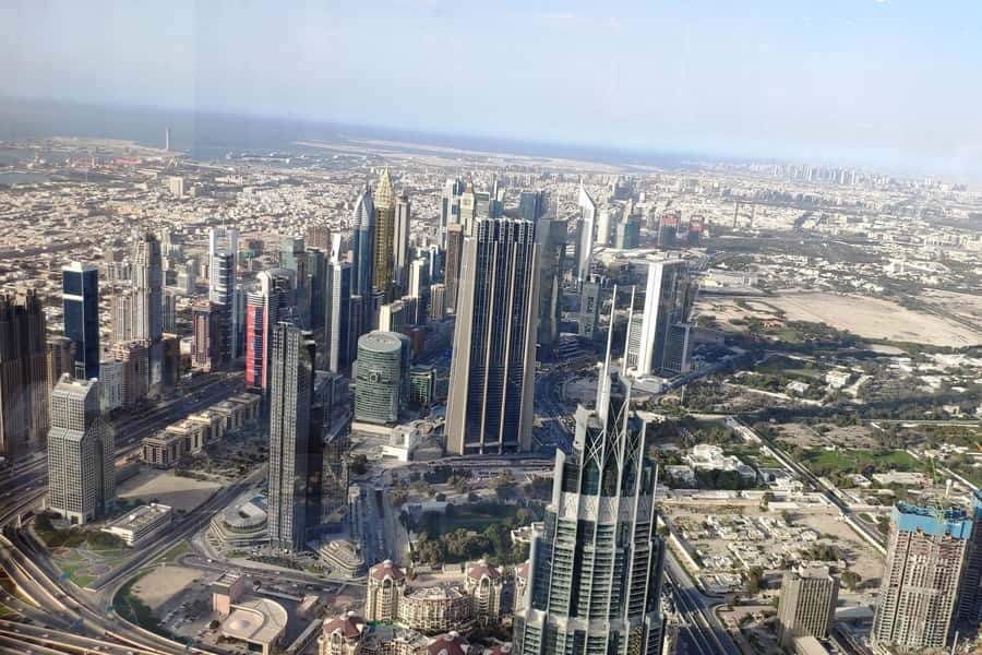 Burj Khalifa VIP Lunch – Michelin Dining & Porsche Transfer - Who should book this experience