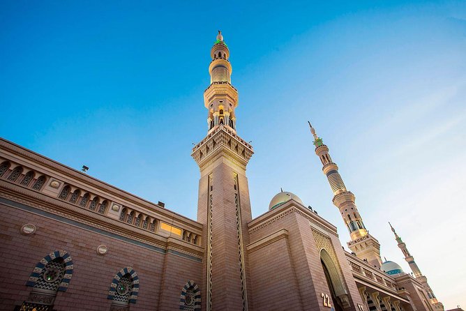 City Sightseeing Al Madinah Hop-On Hop-Off Bus Tour - Masjid Quba and Quba Square
