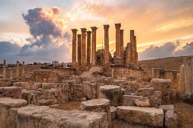 Day Tour Jerash, Ajloun and Umm Qais From Amman - Jerash: three hours among Roman streets and temples