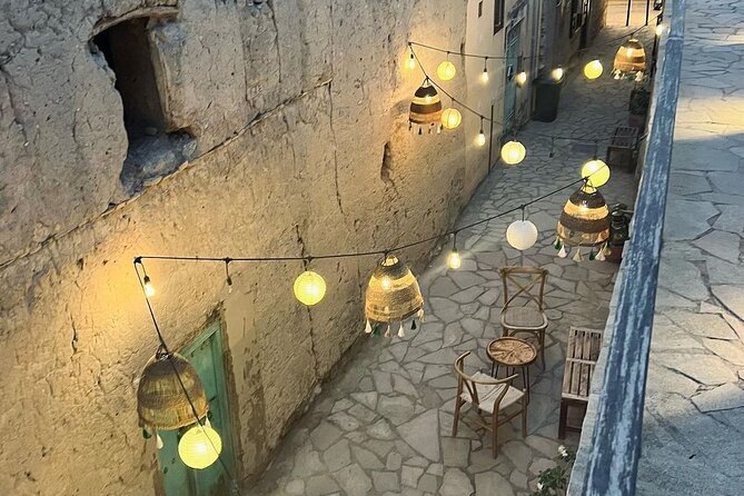 Day Tour to the Enchanting Forts of Nizwa - Timing, meals, and what to carry