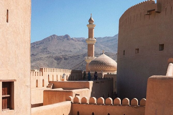 Day Tour to the Enchanting Forts of Nizwa - Nizwa Souq and the modern face of old Nizwa