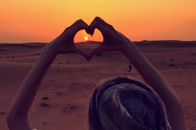 Desert Safari 4X4 Experience from Dubai - Pickup from Dubai or Sharjah, with time needed for the road